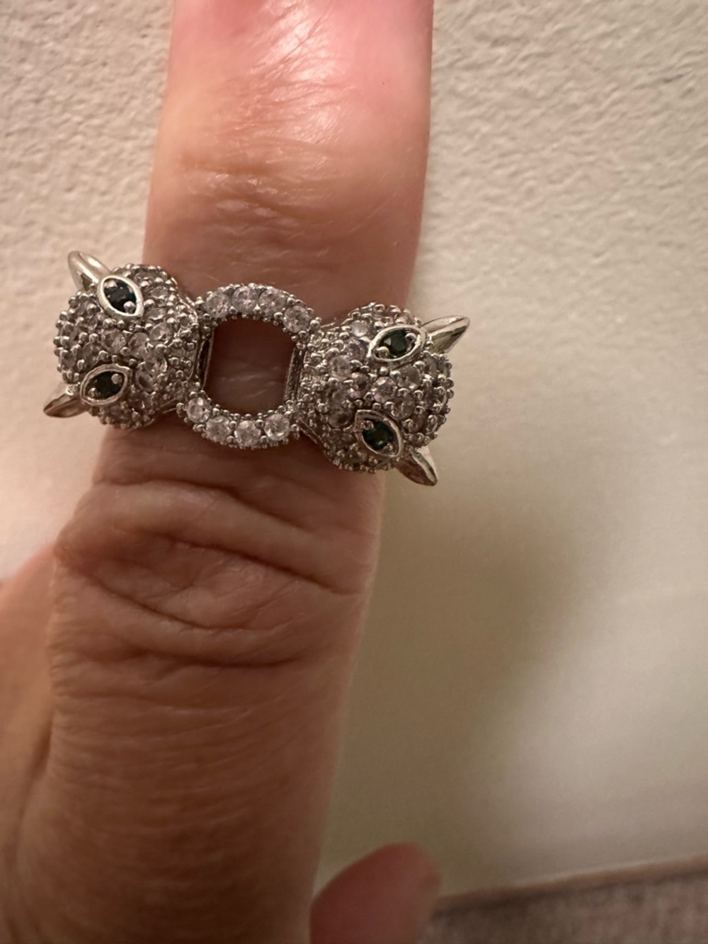 Silver Double-Headed Cat  Ring with Green Accent Stones - Picture 6 of 10